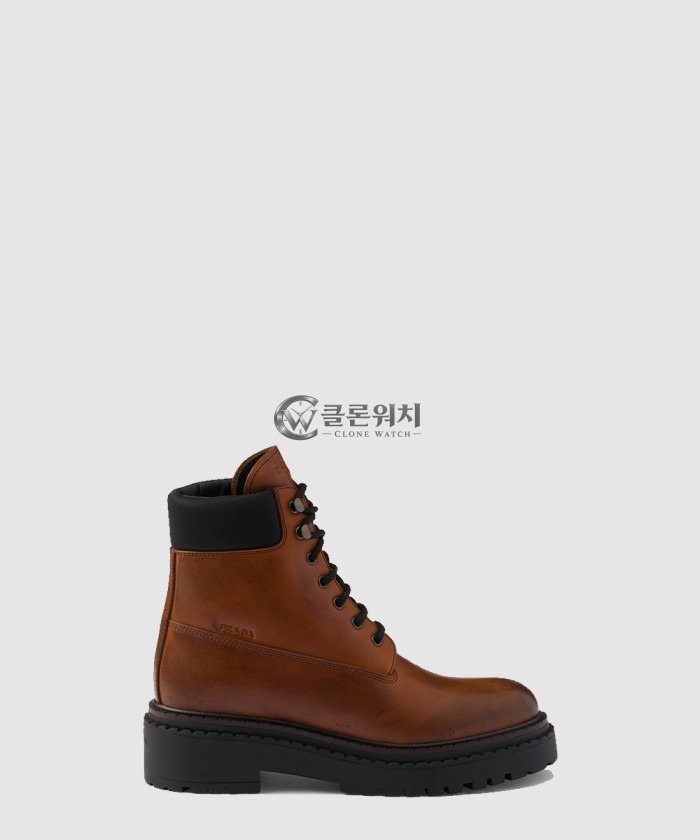 프라다 가죽과 재활용나일론 부츠 1T704N