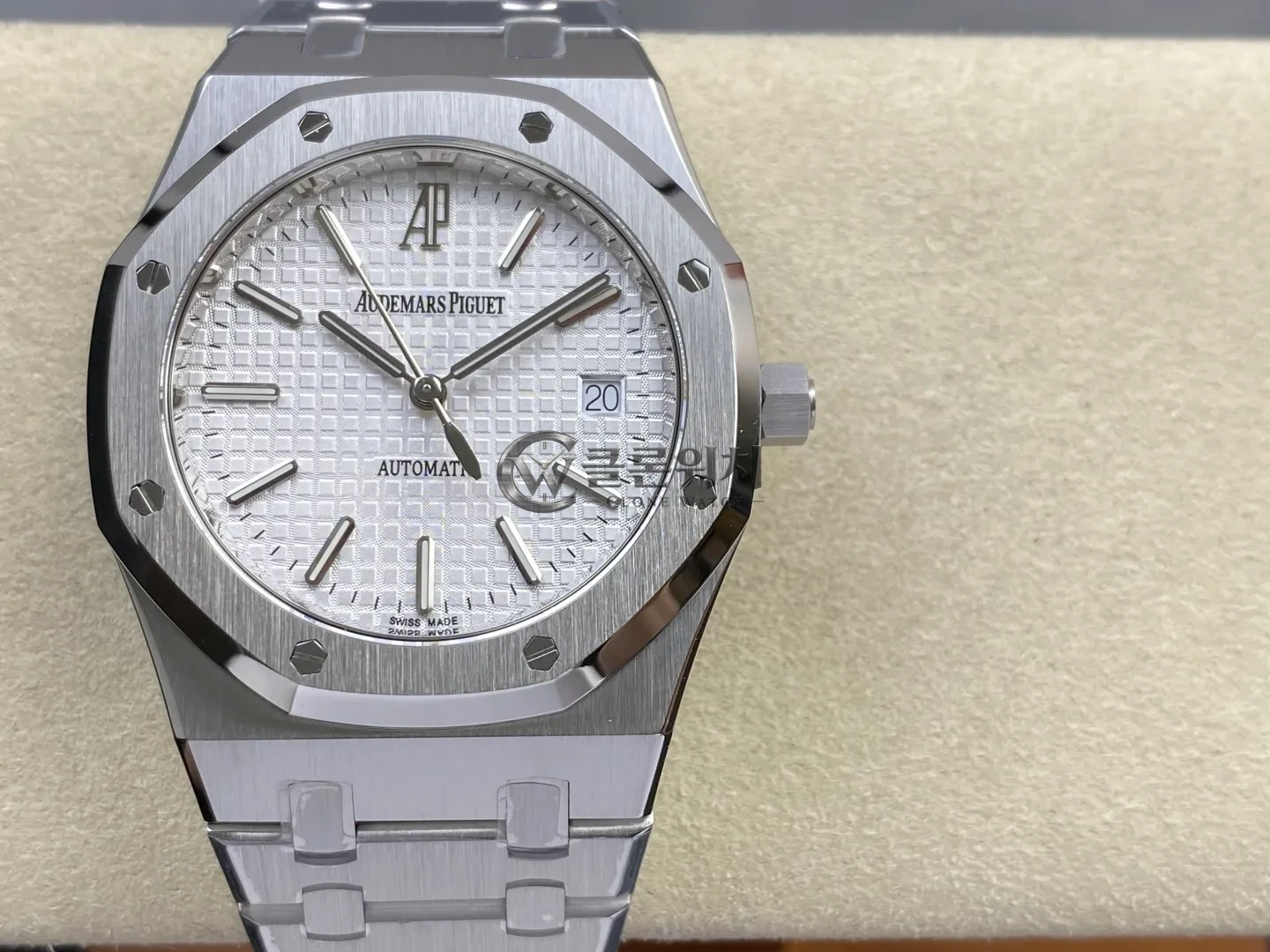 AP 로열 오크 39mm 15300 SS ZF 1:1 베스트 에디션 화이트 텍스처 다이얼 SS 브레이슬릿 SA3120 슈퍼클론