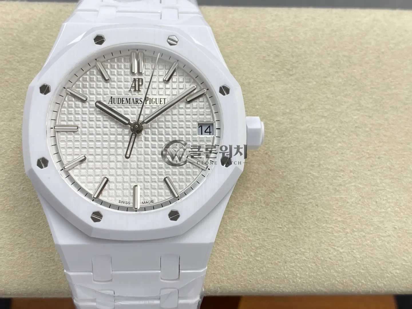 AP 로열 오크 41mm 15500 화이트 세라믹 ZF 1:1 베스트 에디션 화이트 다이얼 세라믹 브레이슬릿 SA4302 프리 스프링