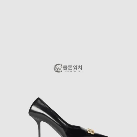 발렌시아가 스퀘어 나이프 BB 펌프스 694712