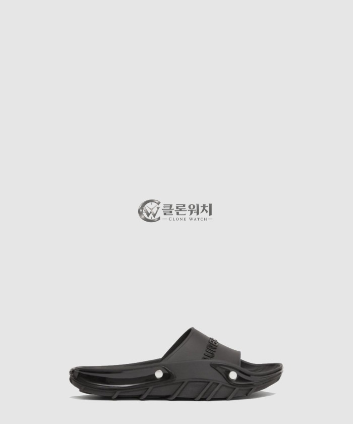 버버리 버클로 슬라이드 80568051