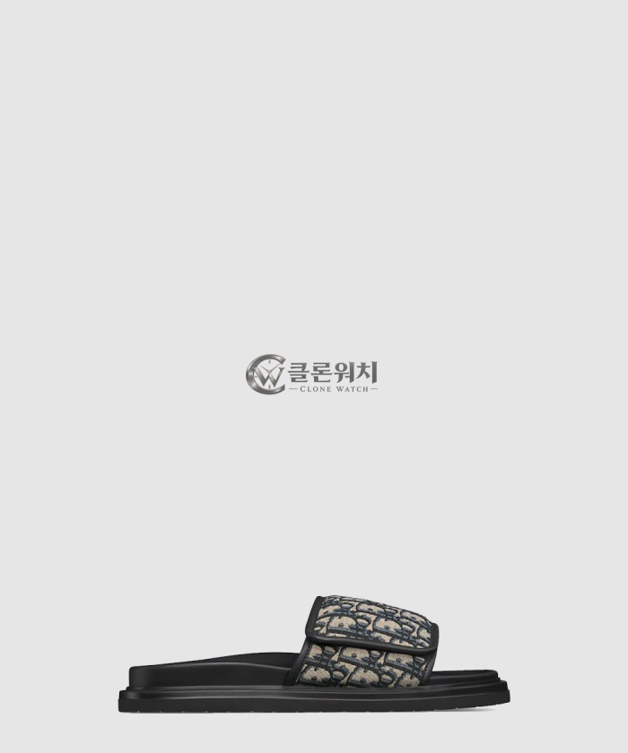 디올 Aqua 샌들 3SA16