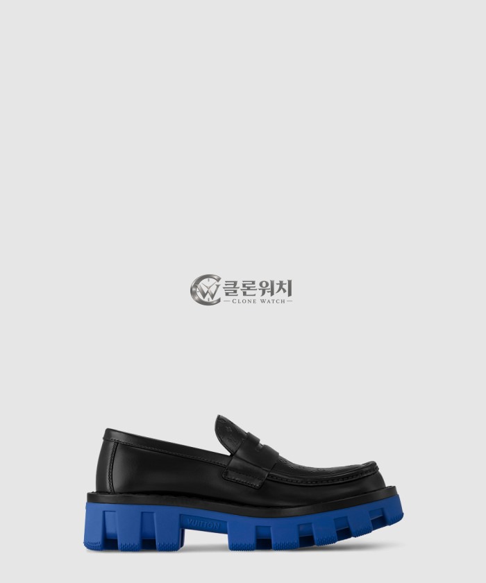 루이비통 체커 슬리퍼 1AHRJU