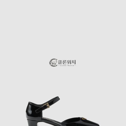 프라다 페이턴트 가죽 펌프스 1I601N