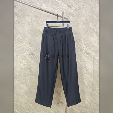 버버리 금속 배지 울 팬츠