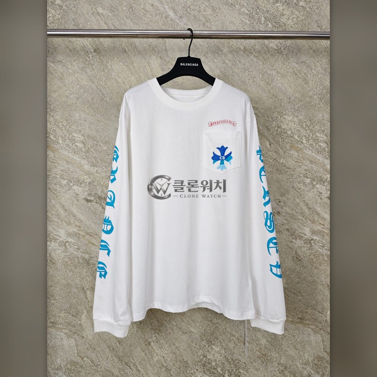 크롬하츠 그라데이션 산스크리트 긴팔 티셔츠