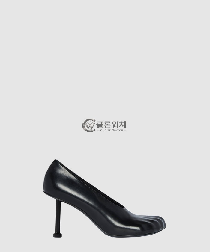 발렌시아가 페티시 펌프스 678882