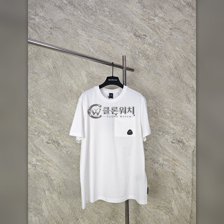 Moose Knuckles Scissors Cargo Pocket Short-Sleeve T-Shirt White