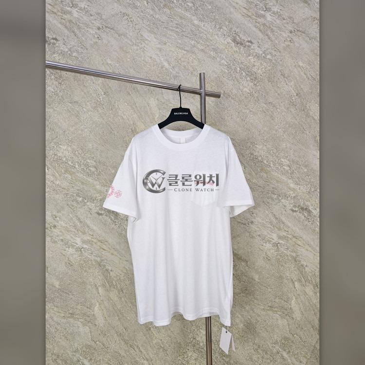 크롬하츠 도쿄 한정 벚꽃 프린트 반팔 티셔츠