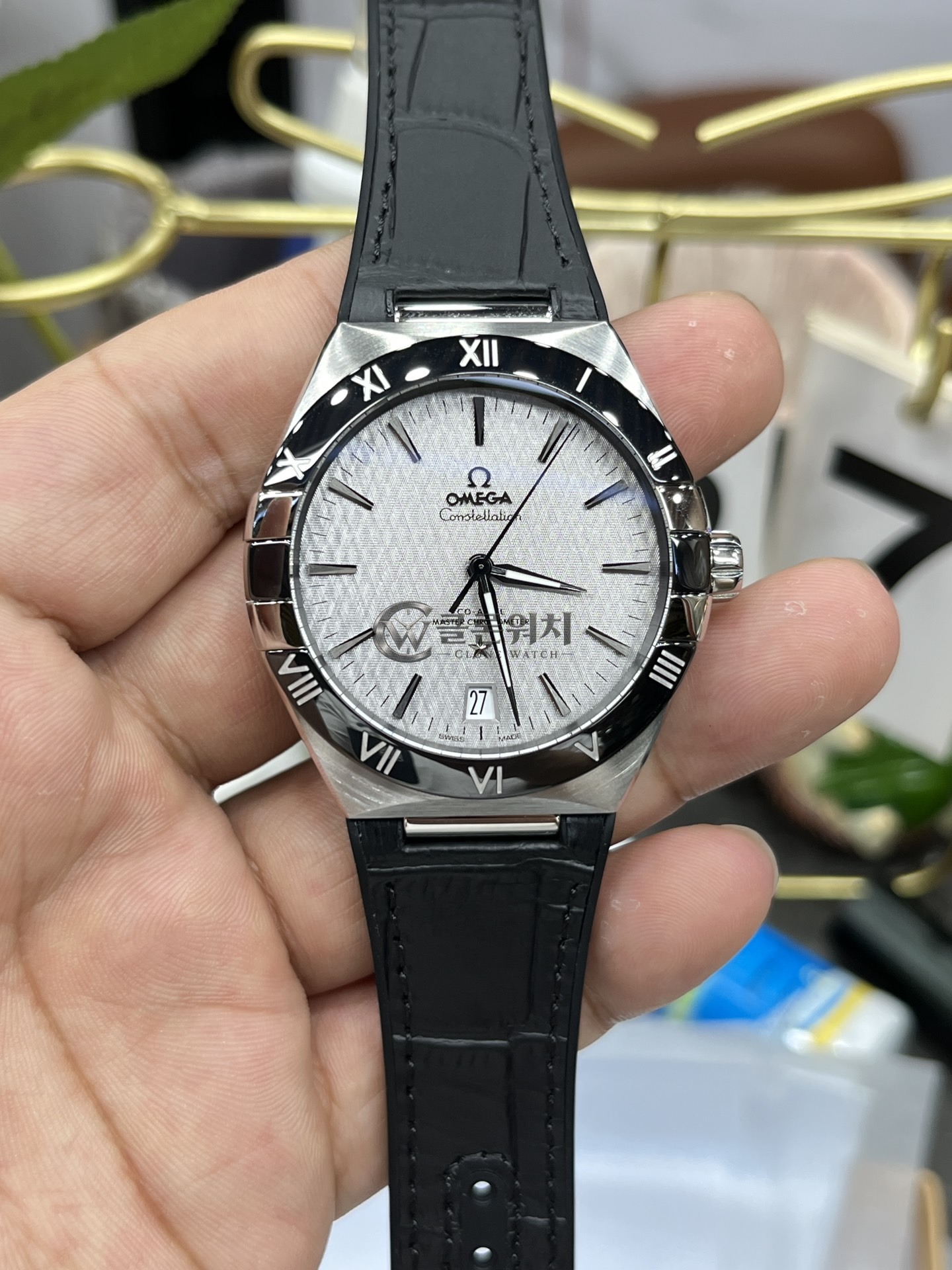 VS 공장 오메가 컨스텔레이션 41mm 스틸 블랙 세라믹 베젤 실버 실크 다이얼 (131.33.41.21.06.001) – 1:1 슈퍼클론 단동 DD8900 무브먼트
