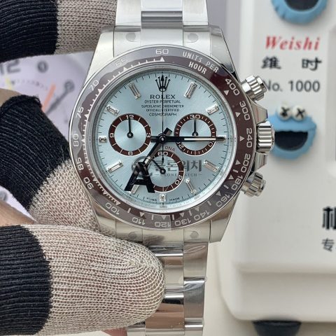 VS 공장 롤렉스 코스모그래프 데이토나 40mm 126506 “Platona” 아이스 블루 바게트 다이아몬드 다이얼 – 1:1 슈퍼클론 DD4131 무브먼트