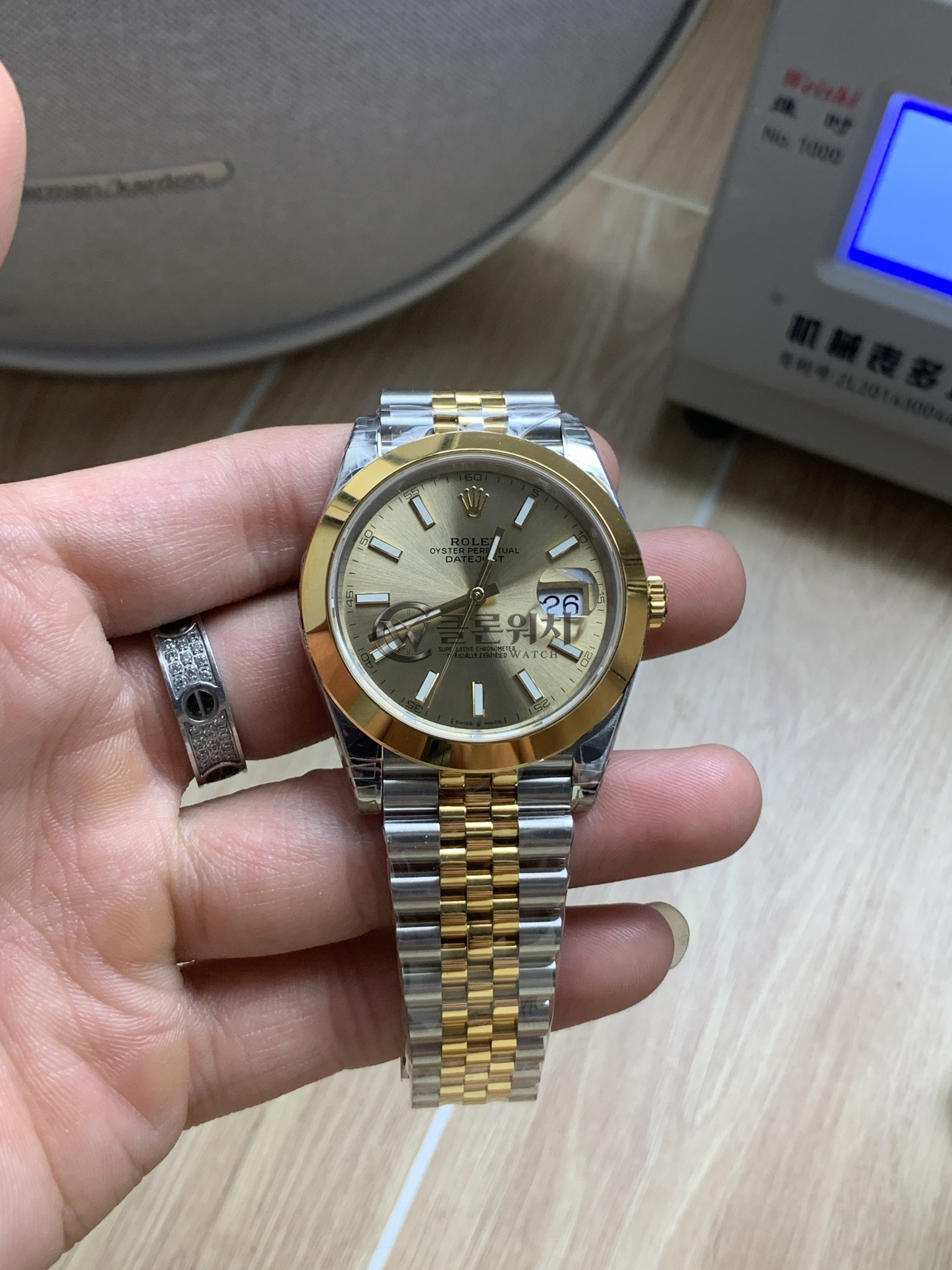 VS 공장 롤렉스 데이트저스트 41mm 126303 투톤 옐로 골드 샴페인 다이얼 스무스 베젤 주빌리 브레이슬릿 – 1:1 슈퍼클론 DD3235 무브먼트