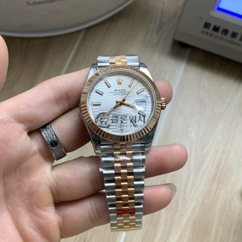 VS 공장 롤렉스 데이트저스트 41mm 126331 투톤 로즈 골드 실버 플루티드 모티프 다이얼 주빌리 브레이슬릿 – 1:1 슈퍼클론 DD3235 무브먼트
