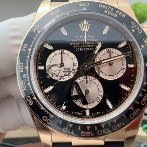 VS 공장 롤렉스 코스모그래프 데이토나 40mm 126515LN 블랙 다이얼 에버로즈 골드 러버 스트랩 – 1:1 슈퍼클론 DD4131 무브먼트