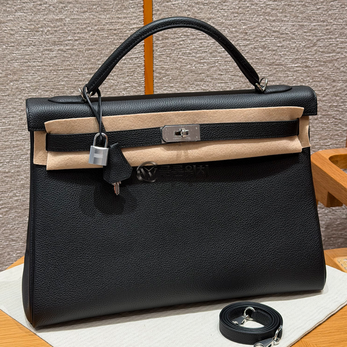 Top-Quality Hermès Fully Handmade Kelly 40 Black Togo Leather Silver Hardware