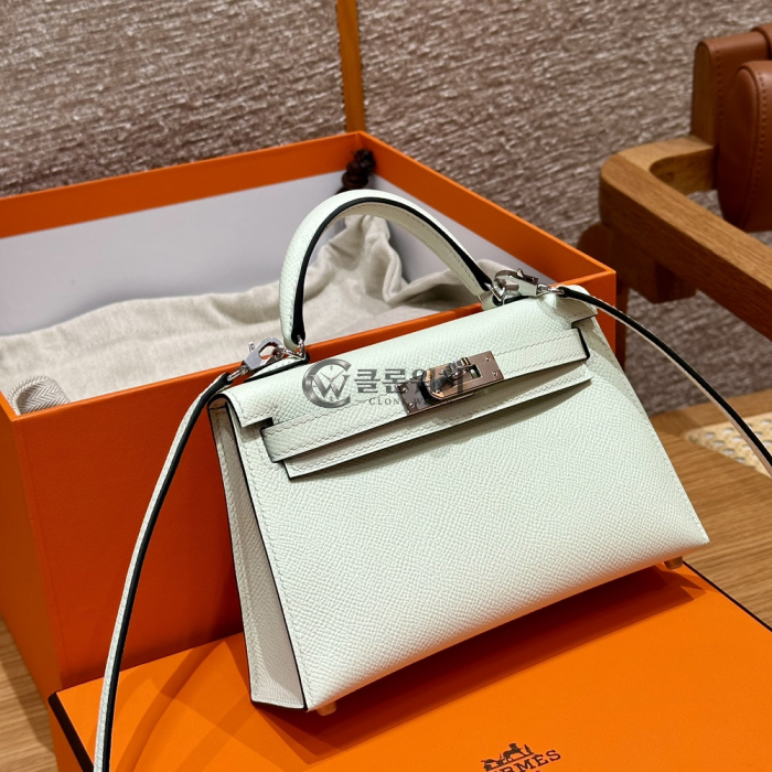 Top-Quality Hermès Kelly 2 Mini, Fully Handcrafted, Vert Fizz, Epsom Leather, Silver Hardware
