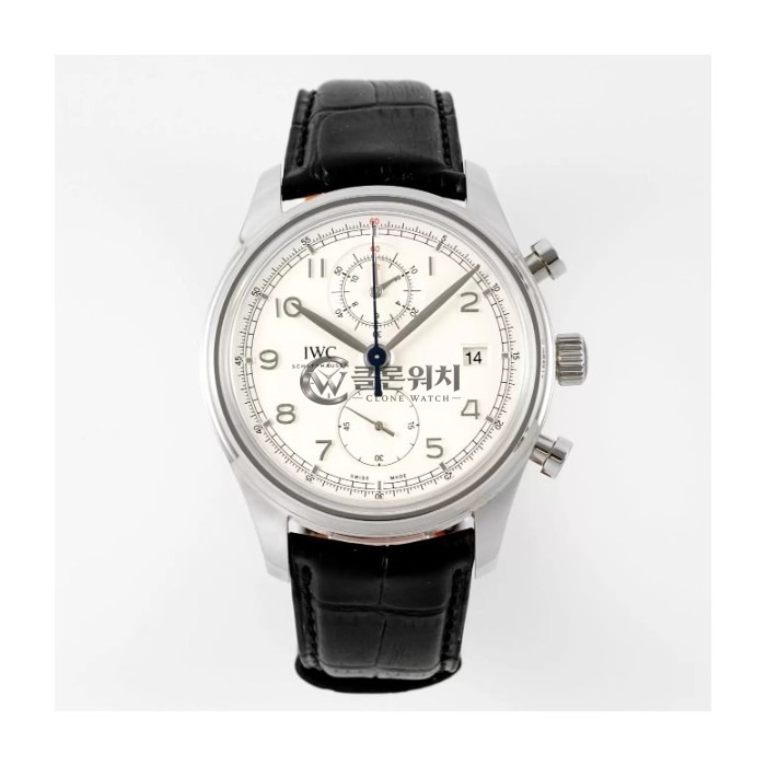 최고퀄 레플리카 IWC 포르투기저 다빈치 크로노그래프 클래식 화이트 다이얼 레더 스트랩 IW390403