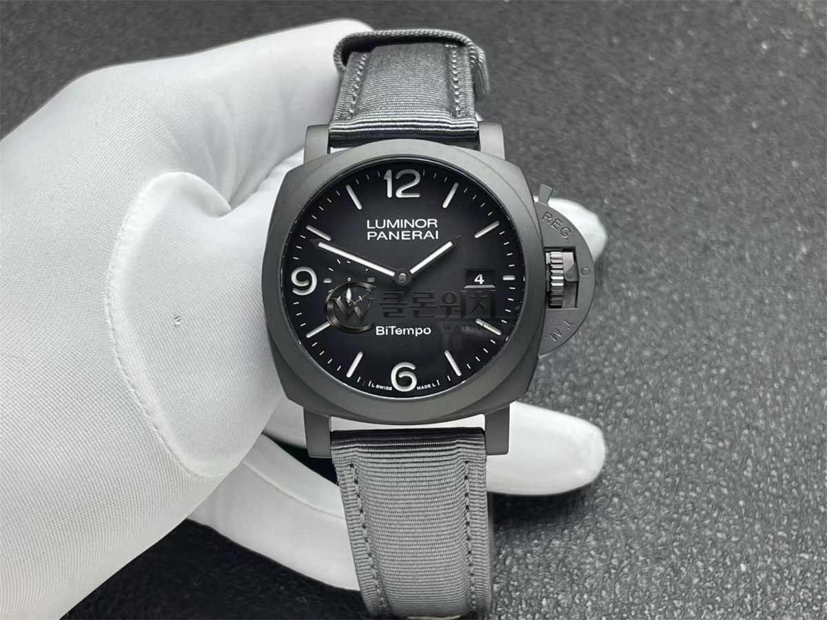 VS 공장 파네라이 PAM1467 – 44mm 루미노르 비템포 티타늄 DLC 뉴욕 리미티드 에디션 레플리카
