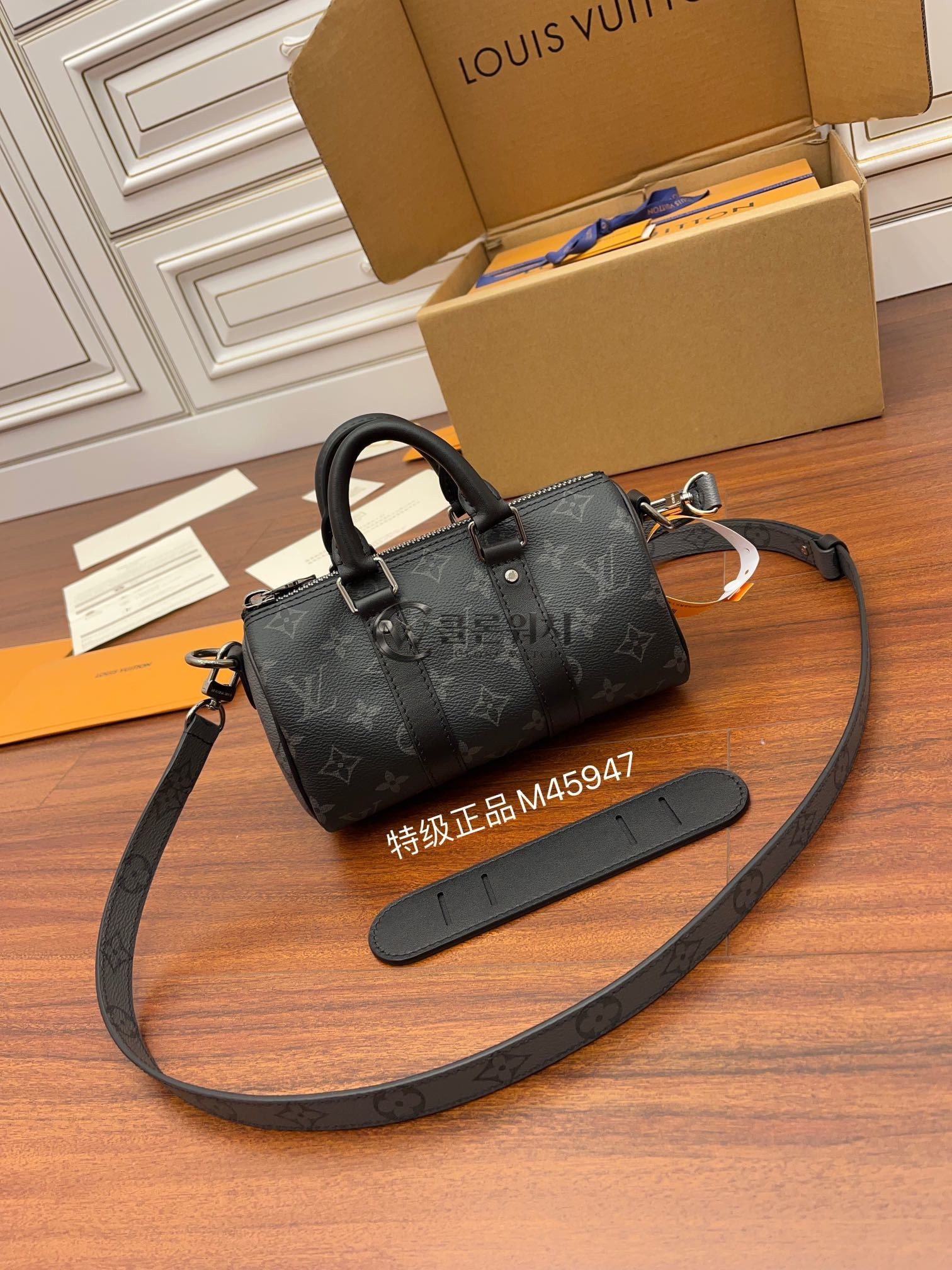 루이비통 Louis Vuitton Keepall XS