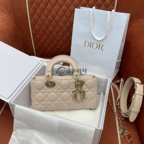 디올 Dior Mini Lady D-Joy Bag in Cannage Lambskin