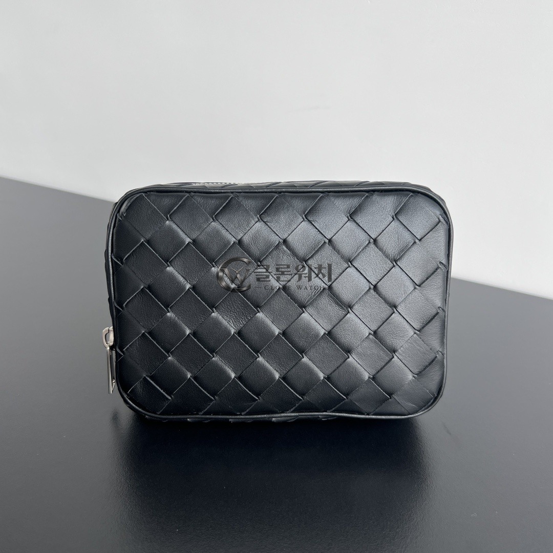 보테가베네타 Bottega Veneta Intrecciato Toiletry Pouch