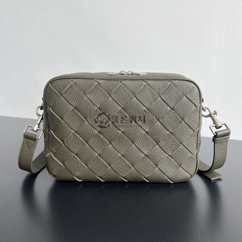 보테가베네타 Bottega Veneta Intrecciato Camera Bag