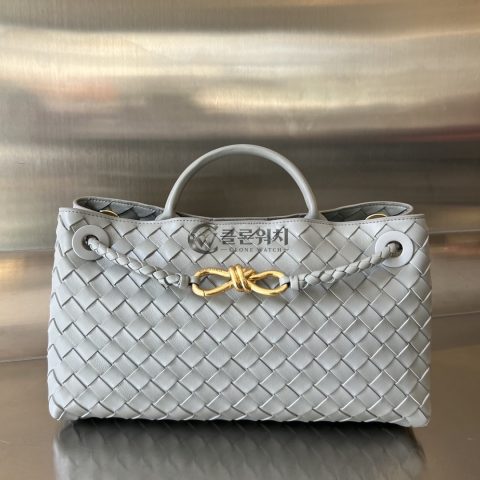 보테가베네타 Bottega Veneta Andiamo Intrecciato Leather Tote