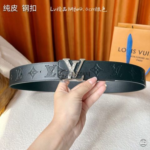 루이비통 LV 이니셜 40mm 리버서블 벨트 블랙