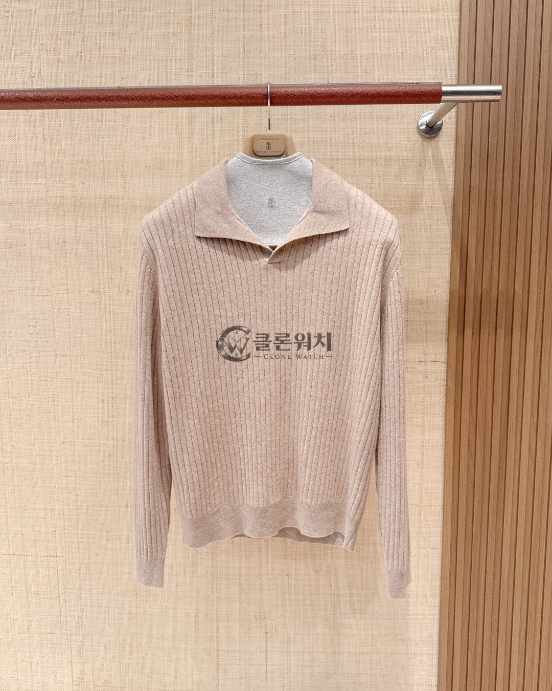 로로피아나 골지 니트 폴로 스웨터