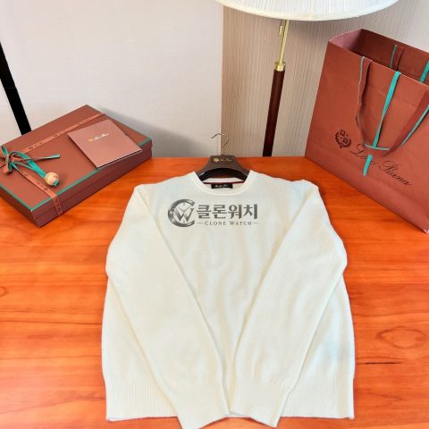 Loro Piana White Crewneck Sweater