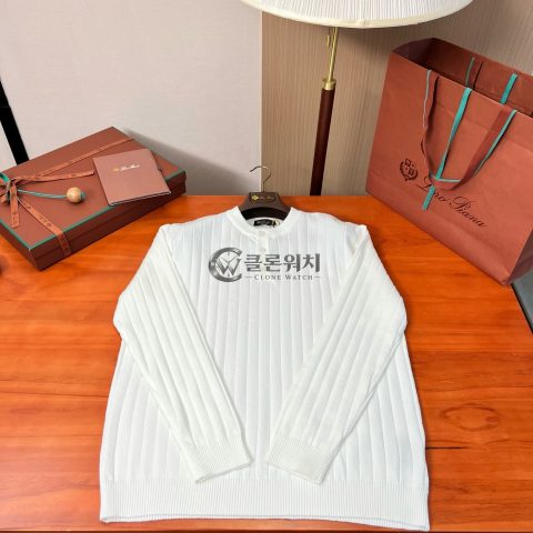 로로피아나 화이트 골지 코튼 헨리 스웨터