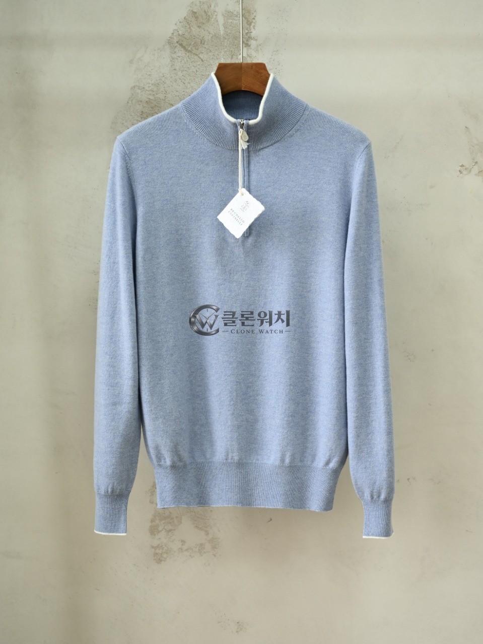 브루넬로 쿠치넬리 라이트 블루 캐시미어 하프 집업 스웨터