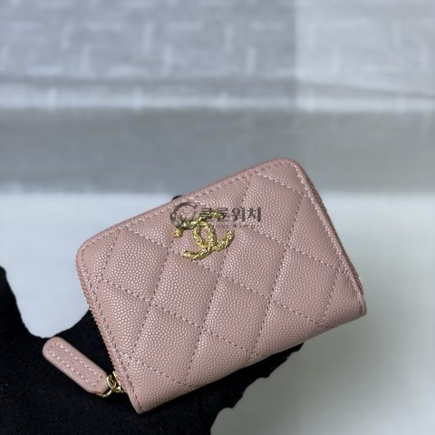 더스티 핑크