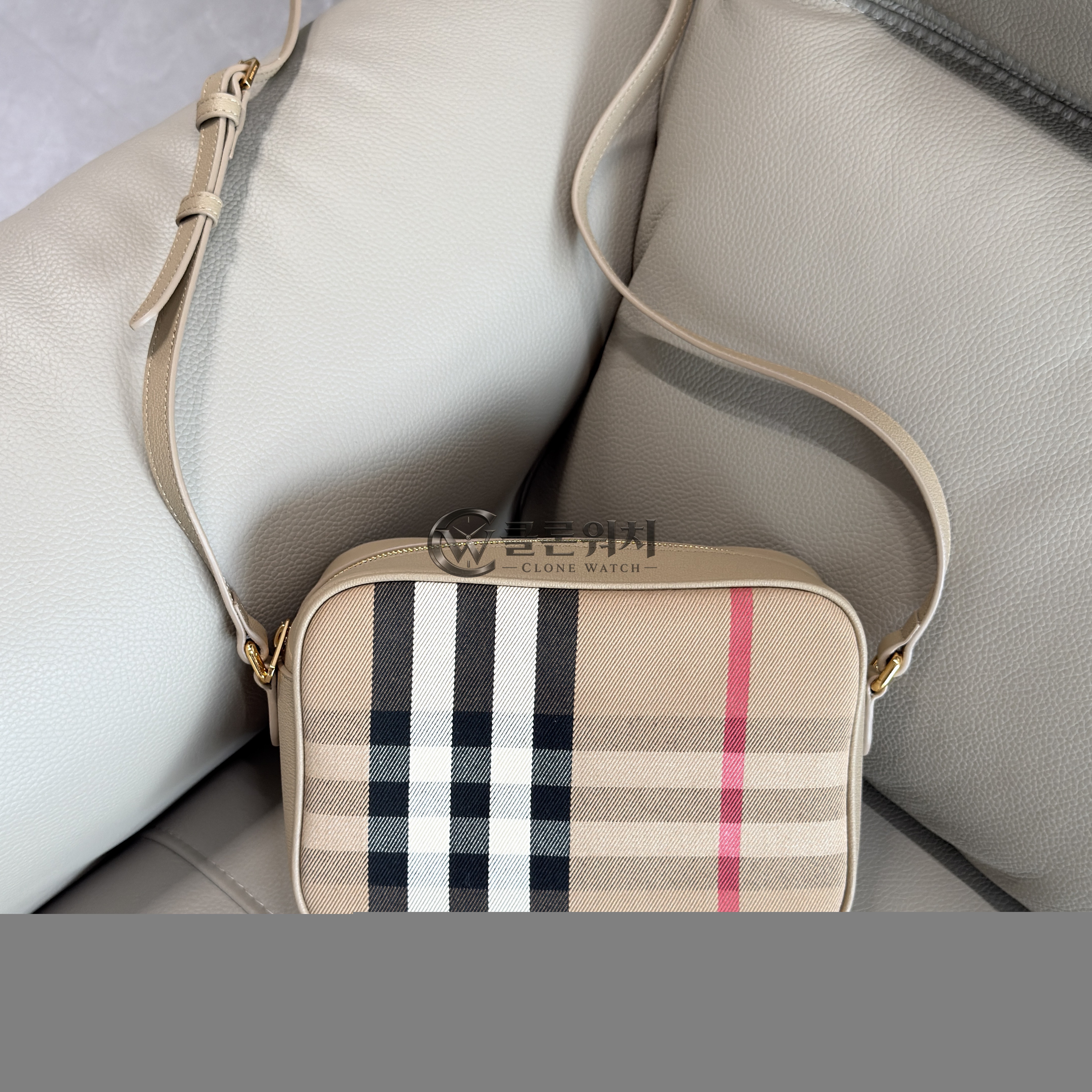 버버리 Burberry Vintage Check Camera Bag Archive Beige